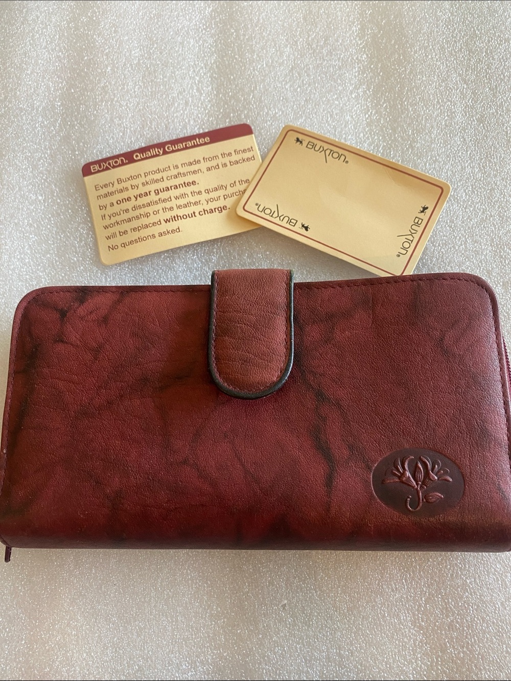 Buxton Heiress Burgandy Wallet Cowhide.